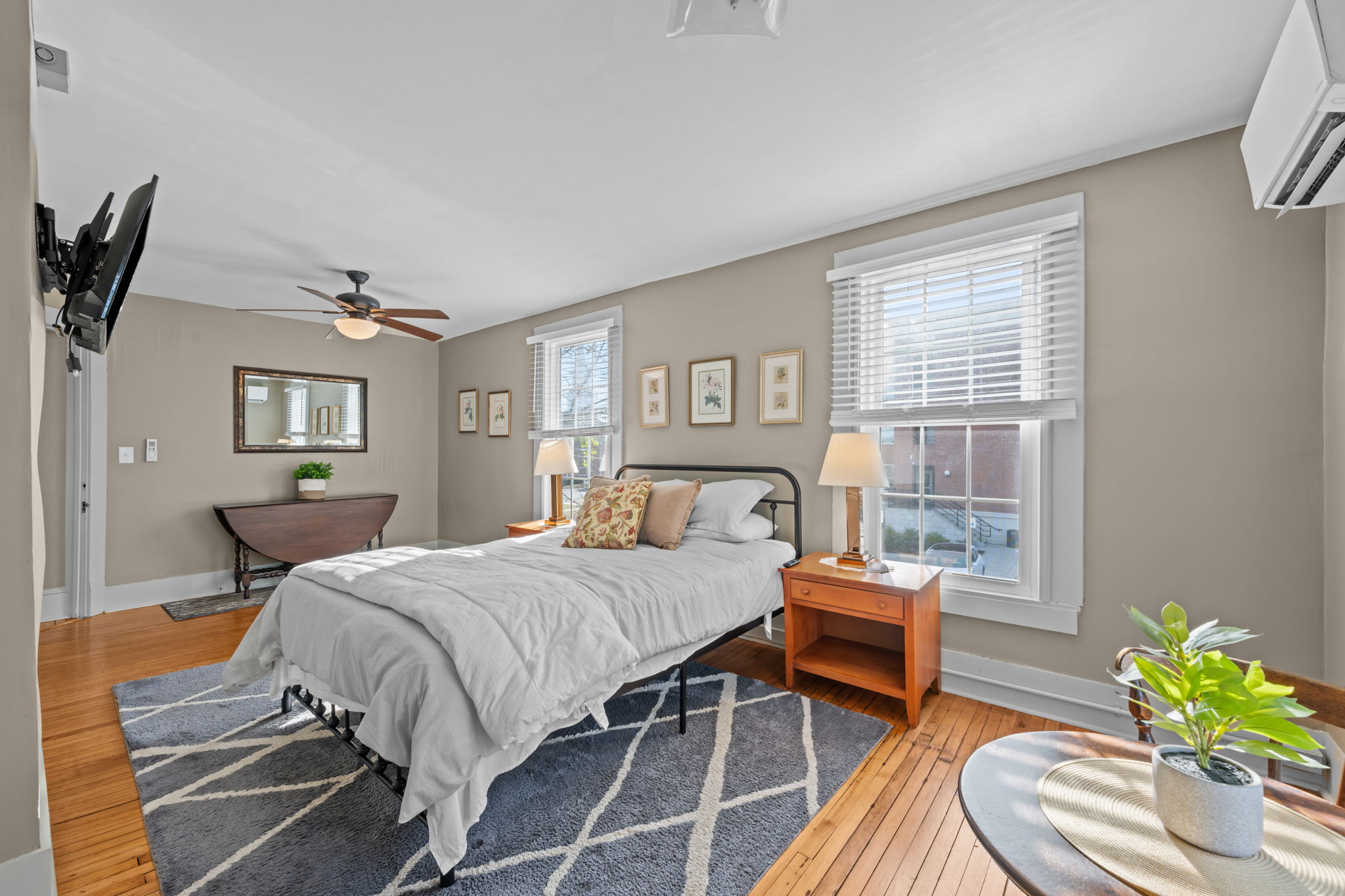 411 George Street - Unit 2